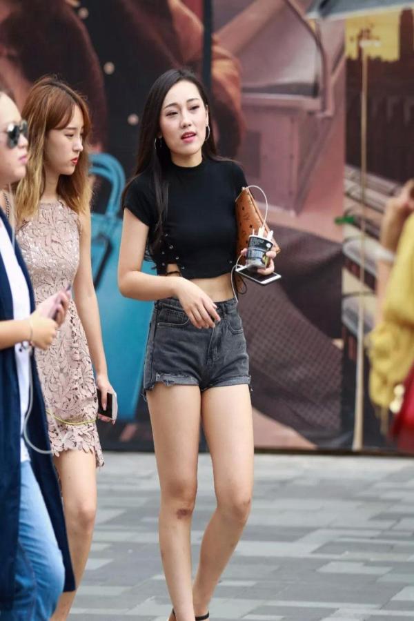 最强情敌来了! 《我不是购物狂》收视七连冠“panda sports”(图3) 熊猫体育