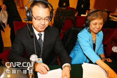 熊猫体育:苏州体育新村小区旁垃圾越堆越多 空地竟成了垃圾偷倒者“乐园”(图2) xiongmao体育